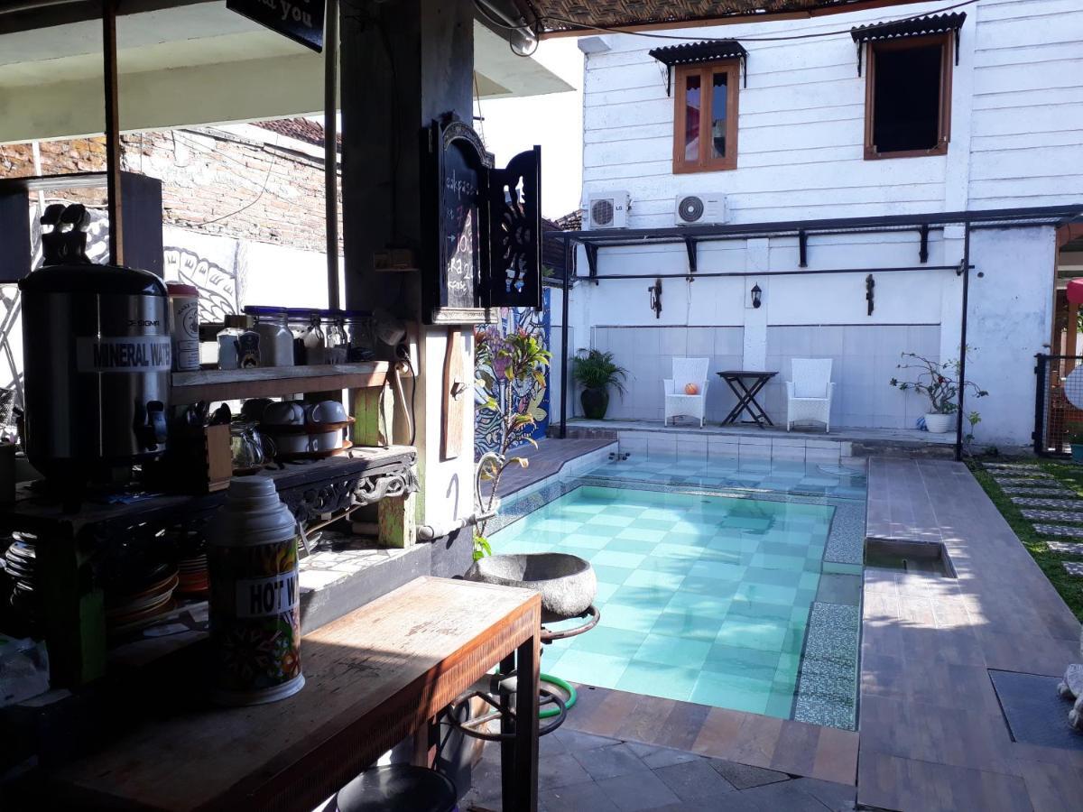 Arjuna Garden Asrama *